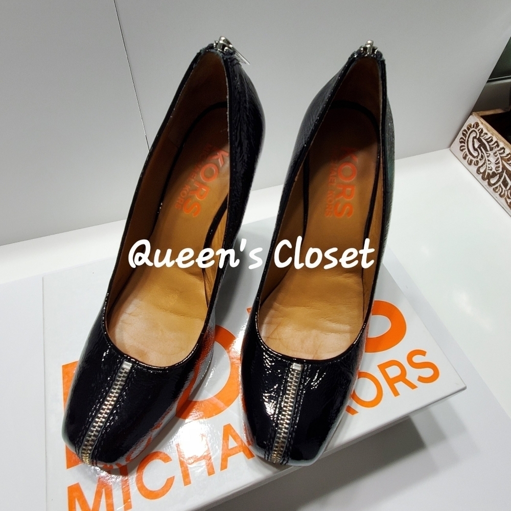 KORS Michael Kors Debby Patent Leather Pumps - Picture 4 of 8